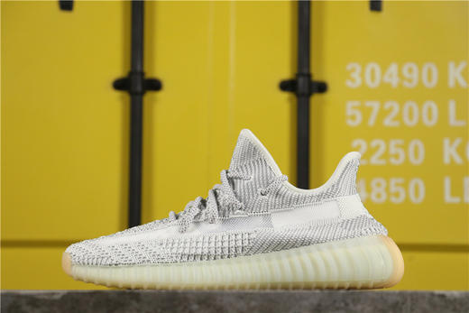 Adidas  阿迪椰子350V2  生胶天使 型号：FX4348尺码：36--46 商品图0