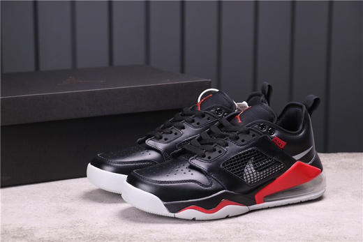 乔丹/Air Jordan Nike Air Jordan Mars 270 TPU：乔丹火星270低邦黑粉 白银 黑红 AJ合体鞋款 TPU组合鞋底半掌气垫缓冲篮球鞋 商品图0