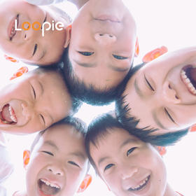 【蒙氏蔚蓝幼儿园】纯真笑颜 童心绽放的毕业照
