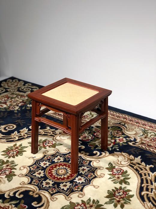 红桥红  家具严选  缅甸花梨（大果紫檀）  【编藤款瓜棱腿方凳】 商品图6