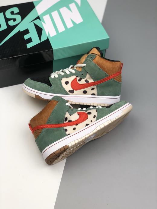 Nike SB Dunk High "Dog Walker" 斑点狗 斑点豹纹配色板鞋 货号：BQ6827-300 商品图3