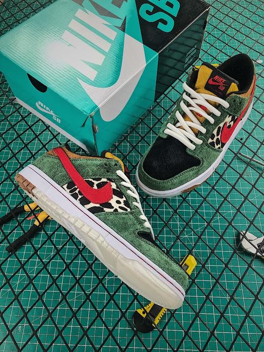 Nike SB Dunk High "Dog Walker" 斑点狗 斑点豹纹配色板鞋 货号：BQ6827-300 商品图2