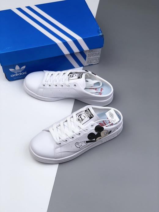 阿‮达迪‬斯adidas三‮草叶‬史密斯 Originals Superstar"迪士‮联尼‬名 米老鼠 史密斯经典百搭‮闲休‬运动板鞋 货号：FX0532 size 35-40 d7 商品图0