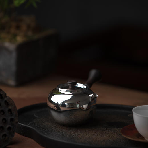 智圆泡茶壶 足银材质 工艺精致 商品图0