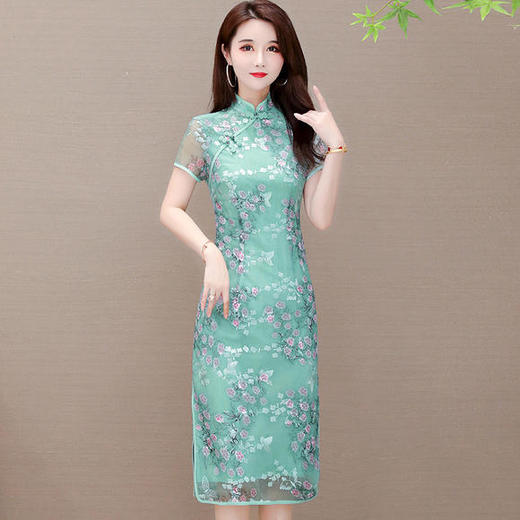 YWE-20A21气质复古修身短袖印花连衣裙 商品图3