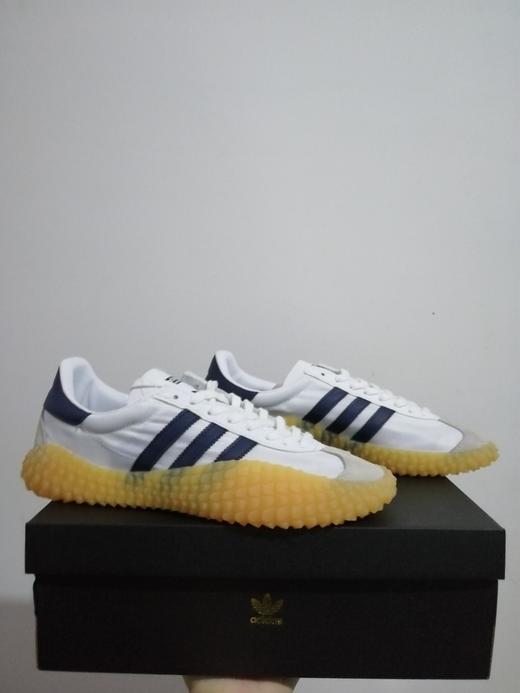 👒小红书爆款 原鞋独立模具开发 原厂网纱面 阿迪达斯/Adidas Kamanda 小Yeezy 生胶刺头底 秀气大方的鞋型 气质修身 货号：EE9090 尺码：36--45 商品图1