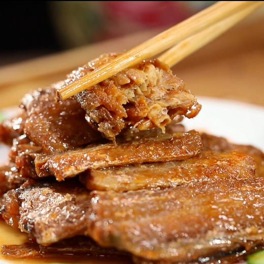 深海鱼宴大礼包500g 口味随机 约15包 内含：小黄鱼 石斑鱼 海参斑鱼 老虎斑鱼 鲅鱼 带鱼  商品图0