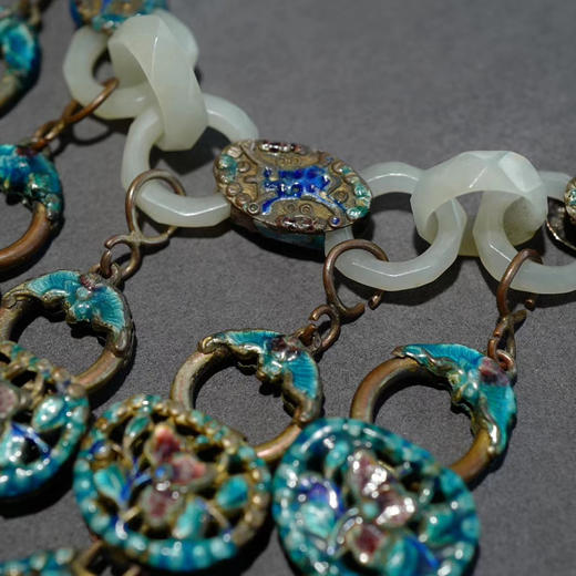 龢盒岁月拾遗清代白玉三连环银烧蓝古董大项链 商品图2