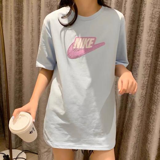 点此购买 耐克男女马卡龙蓝色短袖t恤 曾148982 商品图1