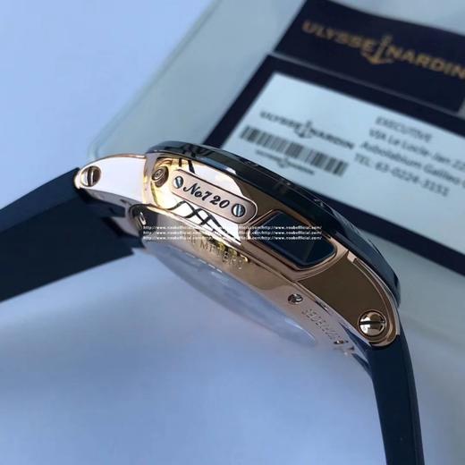 TWA出品—无限创意 品鉴雅典 航海世家 El Toro/Black Toro万年历腕表 复刻天文台认证机芯:UN-32自动上链机芯 专利双窗口大日历 表壳材质:316L钢/陶瓷圈口/陶瓷按钮/陶瓷表 商品图8