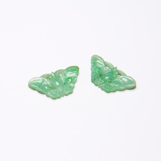 翡翠蝴蝶型小雕件一对 商品图0