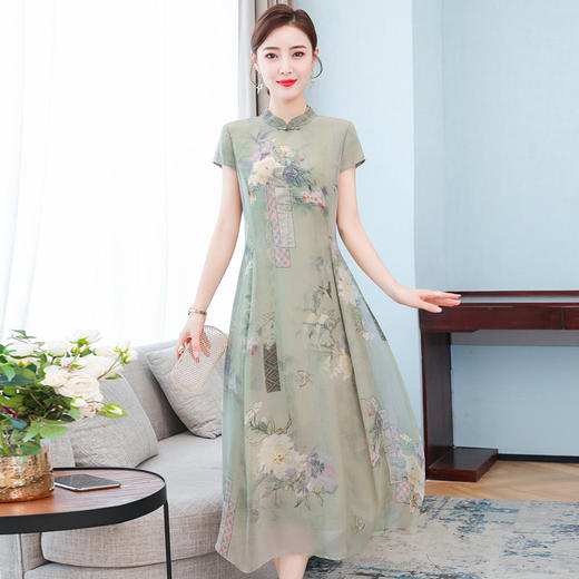 XFFS-7226新款高端桑蚕丝旗袍复古短袖年轻款印花连衣裙 商品图2