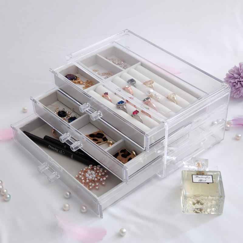 PicsArt_05-04-11.20.03