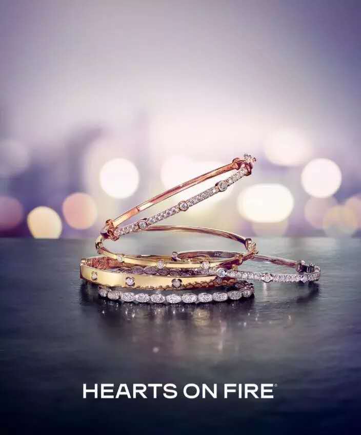 周大福 hearts on fire 18k金钻石手镯-青岛店