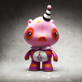 Kidrobot 生日熊 Birthday Bear