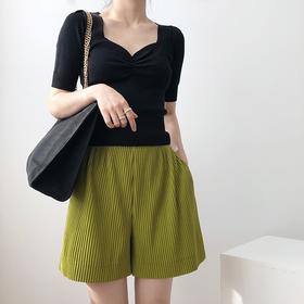 弹力针织压褶高腰短裤