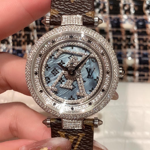 LV时来运转 满钻最高版本—时来运转系列 让你时时刻刻都时来运转  好运转到你身边，不停的旋转着表盘 商品图0