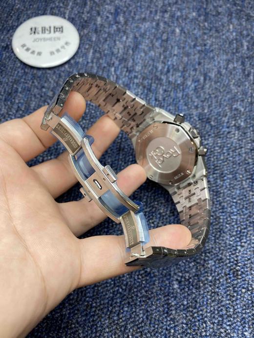AP爱彼-Audemars Piguet皇家橡树系列“霜金”硬汉男士多功能腕表，搭配进口VK计时石英机芯 
表盘尺寸：41mm12mm 商品图7