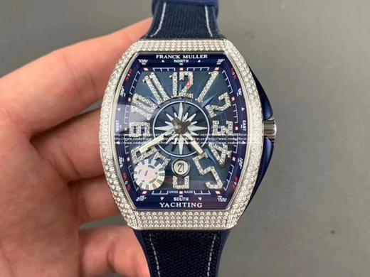 （升级）ZF蔚蓝之作—— 法兰克，法穆兰MEN'S COLLECTION系列V45游艇腕表优雅蓝色魅影 扬帆展航！ 【精彩细节】 1.腕表尺寸45毫米。微弧式枕型表壳优雅贴手，表壳由内外八个配件组合一 商品图6