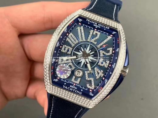 （升级）ZF蔚蓝之作—— 法兰克，法穆兰MEN'S COLLECTION系列V45游艇腕表优雅蓝色魅影 扬帆展航！ 【精彩细节】 1.腕表尺寸45毫米。微弧式枕型表壳优雅贴手，表壳由内外八个配件组合一 商品图9