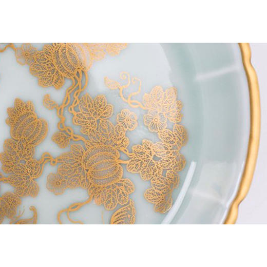 豆青釉描金金瓜蝶 商品图1