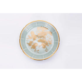豆青釉描金金瓜蝶