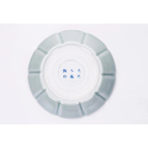 豆青釉描金金瓜蝶 商品图3