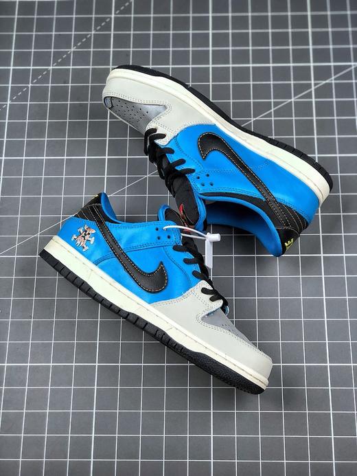 Instant Skateboard x Nike Dunk SB Low 与日本知名滑板店铺携手联名 打造了一双亮眼独特的款式 商品图0