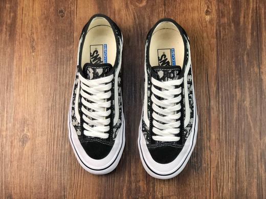 Vans迪奥联名重磅释出！ Dior x Vans Style 36 Decon SF 鲜美系列帆布半月包头硫化板鞋“黑浅灰刺绣CD重影” 尺码：35-44 商品图1