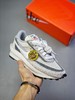 日式解构美学SACAI联名 × NIKE LDV Waffle重叠设计前卫华夫变形休闲慢跑鞋 官方货号：BV0073-301 绿黄粉 sacai在SS19的发布会上展示了自己与Nike全新联名 商品缩略图4