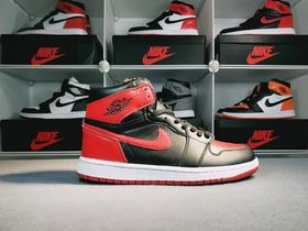 AJ1 黑红禁穿 Air Jordan 1 RETRO HIGH 采用原厂皮料 正确细节 高频飞翼LOGO 原厂STAR线 货号：555088-001  Size：36-46带半码