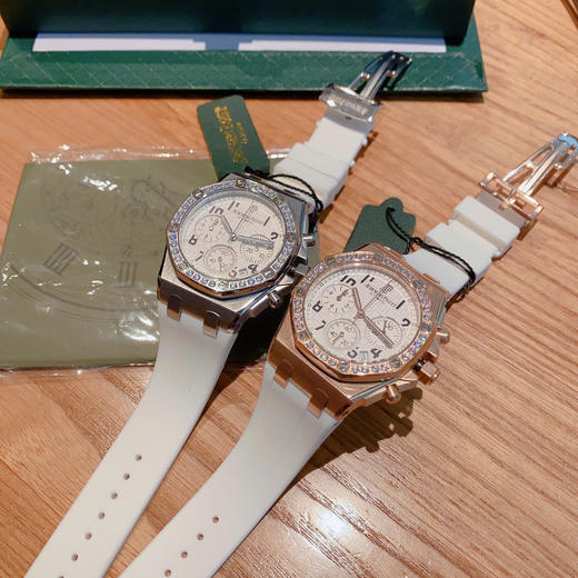 AP爱彼 Audemars Piguet  Lady Tapisserie 全新设计、格纹装饰赋予皇家橡树离岸型系列腕表。316L精钢材质，进口VK石英机芯 商品图7