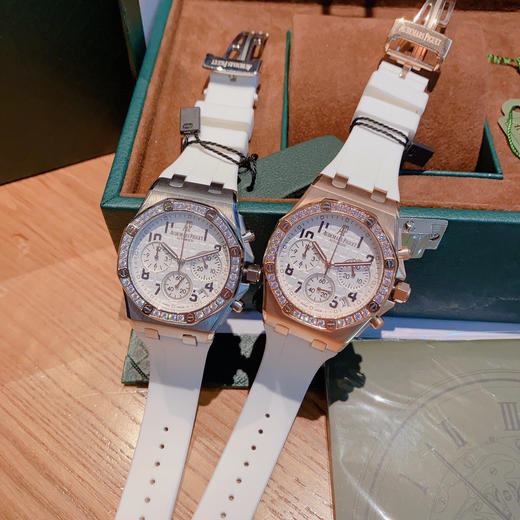 AP爱彼 Audemars Piguet  Lady Tapisserie 全新设计、格纹装饰赋予皇家橡树离岸型系列腕表。316L精钢材质，进口VK石英机芯 商品图8
