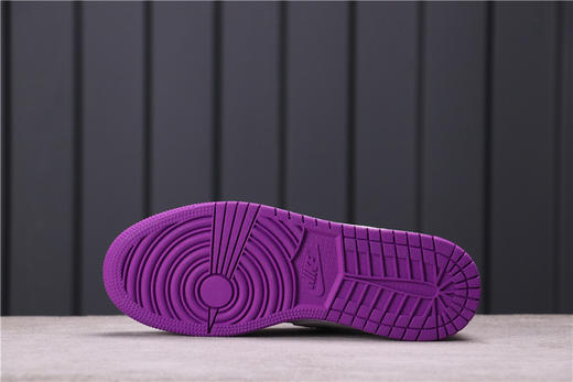 乔丹/Air Jordan AJ1 aj1 乔丹1代 乔1 乔丹1代低帮系列 Air Jordan 1 Low “Court Purple” 货号：555112-iD 乔1低帮紫外变色白紫 商品图2
