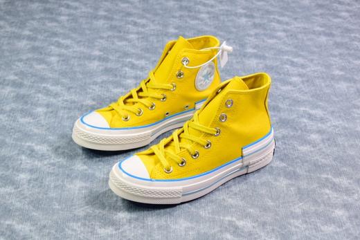 Converse 最新结构系列！  匡威 Chuck 70时尚拼接撞色黄色高帮鞋面+蓝色底+白色围条附着蓝色的水线 尺码：35-44 商品图0