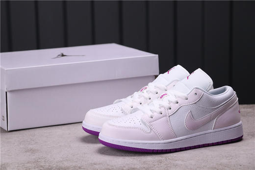 乔丹/Air Jordan AJ1 aj1 乔丹1代 乔1 乔丹1代低帮系列 Air Jordan 1 Low “Court Purple” 货号：555112-iD 乔1低帮紫外变色白紫 商品图1