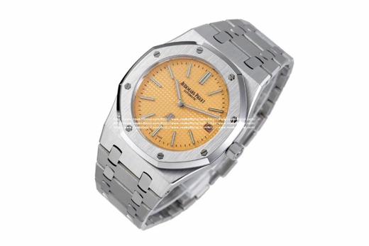 XF重磅新品：皇家橡树15202 超薄“香槟金”限量发售 市场独家 1，机芯功能：机芯调历功能与正品一致。 2，表壳厚度：8.5mm 3，表针针轴：针轴大小和正品完全一样。 商品图13