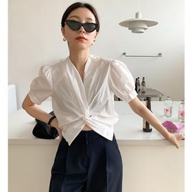 气质法式褶皱设计感泡泡袖上衣