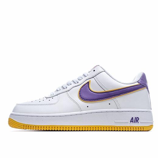 海外新品发售 致敬曼巴 公司级 Nike Air Force 1'07 Low “湖人紫金”配色 空军一号低帮休闲版鞋 （配送紫色鞋带一副）定制皮料 原楦头原纸板 内置全掌气垫 商品图0