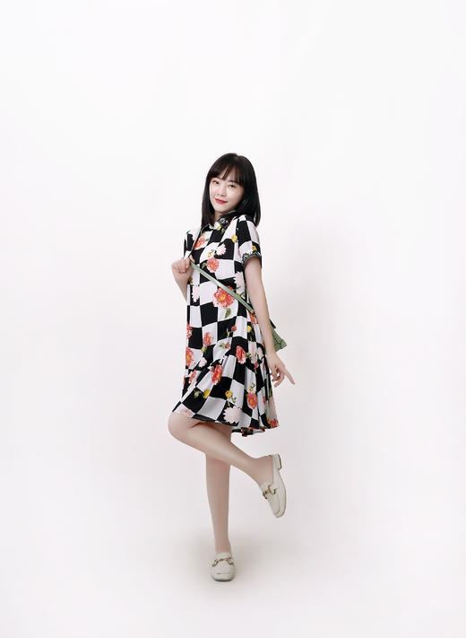 翻领领口贴花边减龄连衣裙 商品图1