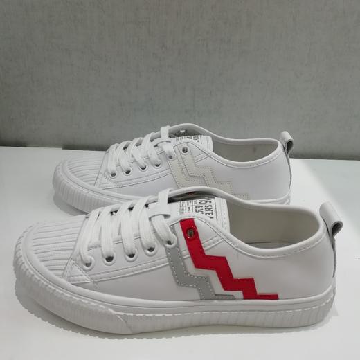 lfgjBF015秋季新款休闲板鞋 商品图2