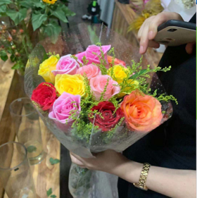 昆明直发鲜花-玫瑰（红玫、香槟、粉雪山、冷美人、闪耀），向日葵-限襄阳地区自提