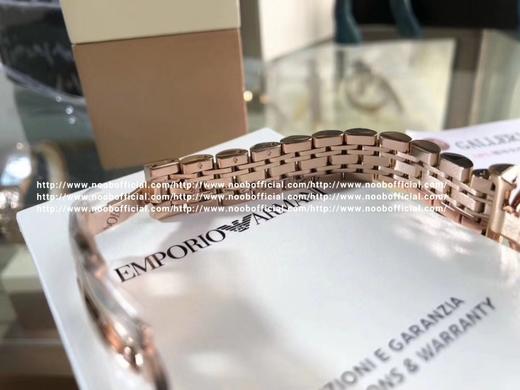 Armani阿玛尼 满天星女士手表（型号：AR11244）316精钢壳带， 阿玛尼满天星的钻-采用施华洛世奇水钻，统一从国外进口，因为钻的直径PP0/PP1国内无法切割，矿物质玻璃镜面，蝴蝶双按扣，3 商品图1