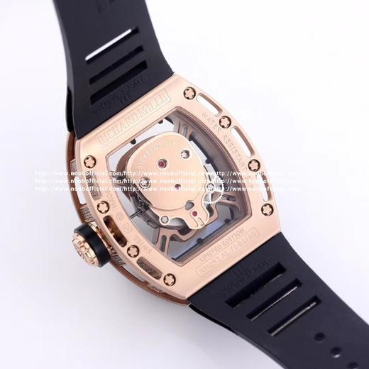 [抱拳]【 RICHARD MILLERM 】理查德米勒 52-01镂空骷髅头腕表．经典的酒桶造型壳身使用新材料氧化锆壳打造，沿用纳米防变色防磨损敖超前技术。骷髅头轮廓突出，造型霸气不羁，具有震撼人心 商品图13