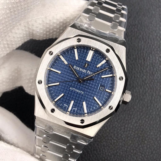 ZF重新定义！爱彼皇家橡树15400系列！解决长久以来各大厂家都无法突破的难题
【技术突破】
1️⃣.解决厚度问题，采用9015机芯改爱彼 商品图2