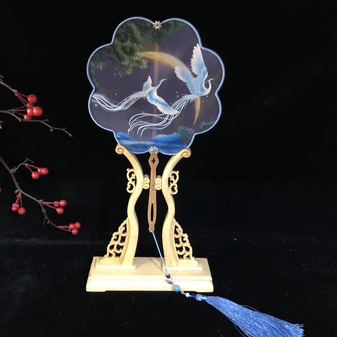 山房高定国风苏绣四丝绕丝手工精刺绣团扇