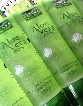 泰国正品vitara天然芦荟胶