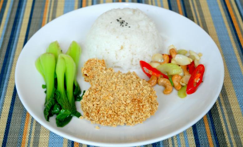 香酥鸡腿盖菜饭