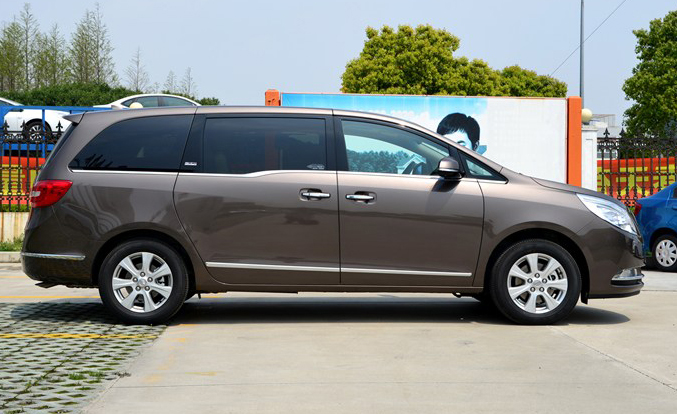 新款别克gl8天尊