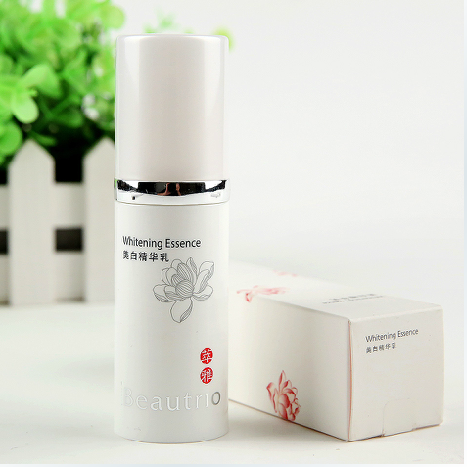 萃雅美白精华乳